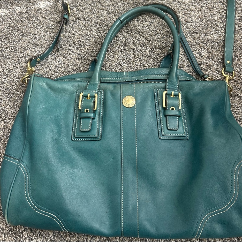 Elegant Coach Teal Leather Handbag